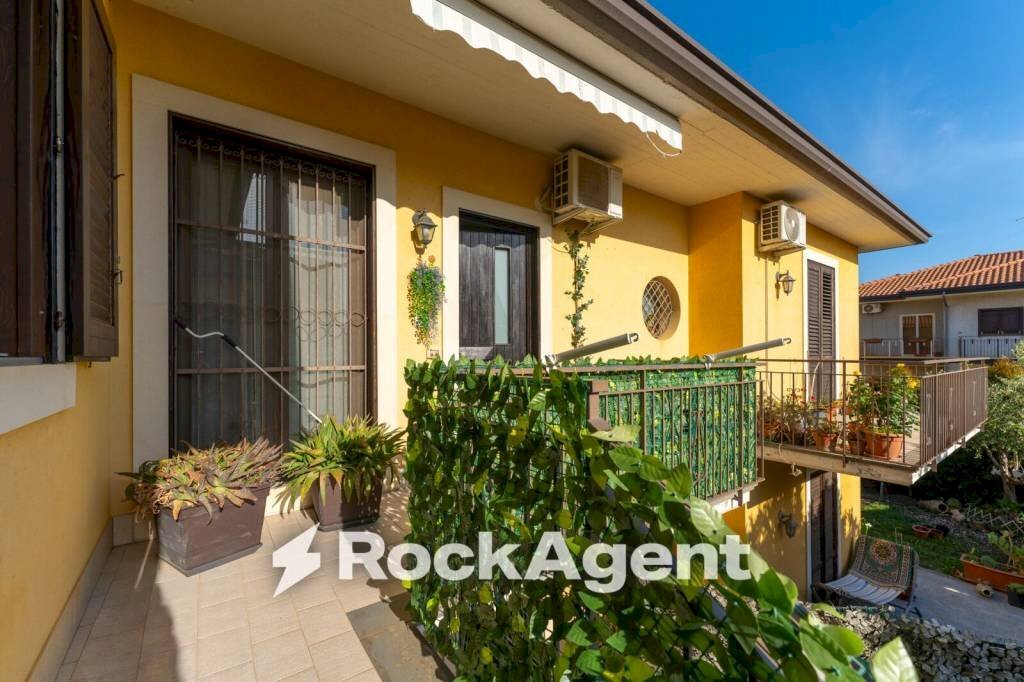 Terrazzo - Trilocale via M. Amari, 12, Trecastagni - foto 2