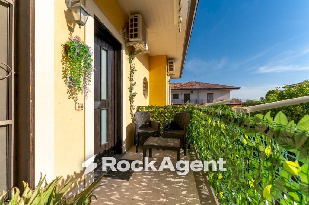 Terrazzo - Three-room apartment via M. Amari, 12, Trecastagni - photo 3