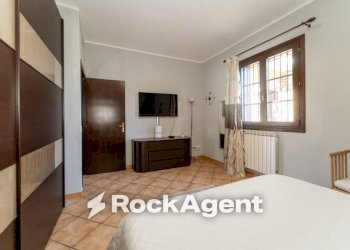 Camera da letto - Three-room apartment via M. Amari, 12, Trecastagni - photo 21