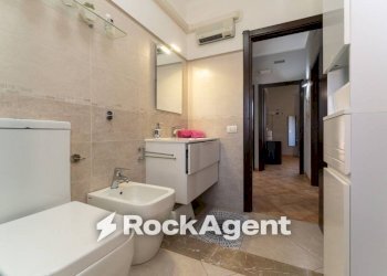 Bagno - Three-room apartment via M. Amari, 12, Trecastagni - photo 27