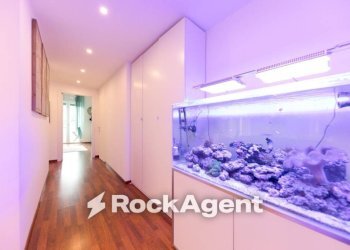 Corridoio - Three-room apartment via Domenico Enrico dall'Orto, 7, Genova (neighborhood Marassi) - photo 9