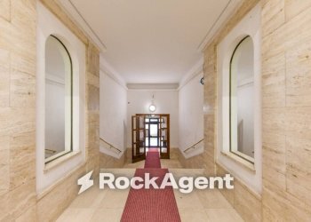 Interno palazzo - Three-room apartment via Domenico Enrico dall'Orto, 7, Genova (neighborhood Marassi) - photo 29