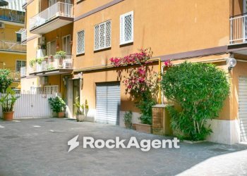 Cortile interno - Bilocale piazza San Giovanni di Dio, 24, Roma - foto 25