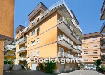 Facciata - Bilocale piazza San Giovanni di Dio, 24, Roma - foto 24