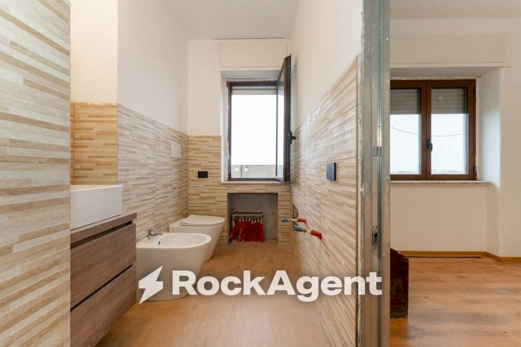 Bagno - Trilocale via Don Luigi Sturzo, 142, Catania - foto 3
