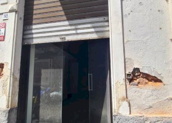 Facciata - Negozio viale della Libertà, 145, Catania - foto 12