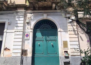 Facciata - Negozio viale della Libertà, 145, Catania - foto 14