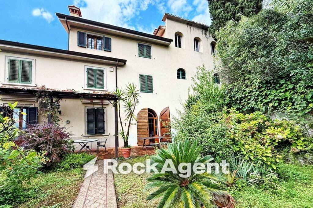 Giardino - Villa via Sismondi, Pescia - photo 3