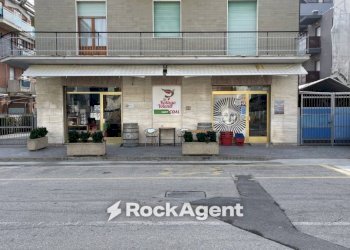 Facciata - Food - Gastronomy via Trieste, 37, Alba Adriatica - photo 1
