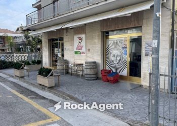Zona - Food - Gastronomy via Trieste, 37, Alba Adriatica - photo 6