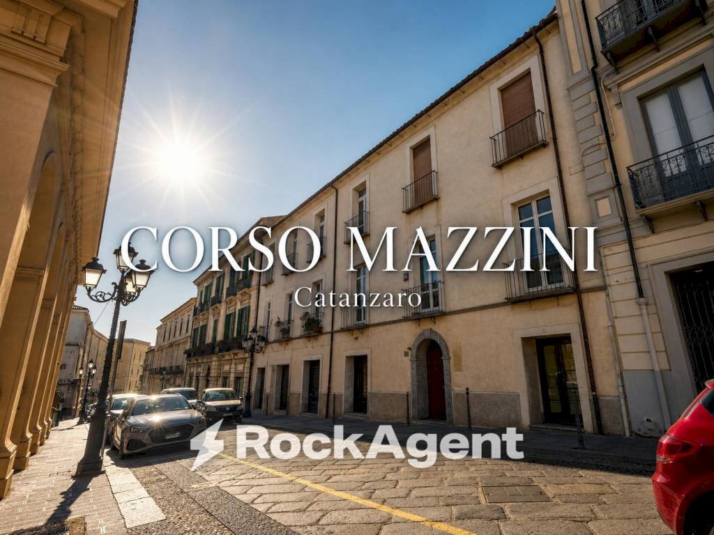 Zona - Quadrilocale corso Giuseppe Mazzini, 269, Catanzaro - foto 1