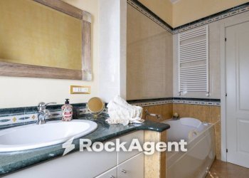 Bagno - Appartamento viale Tommaso Campanella, 90, Catanzaro - foto 28