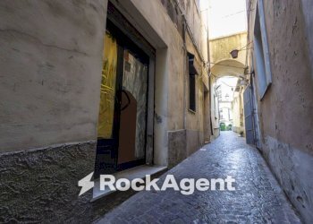 Zona - Shop vico Piazza Mercanti, 9, Catanzaro - photo 1