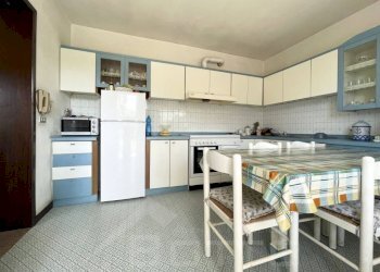 Cucina - Quadrilocale via Torre 40, Bolzano Novarese - foto 4