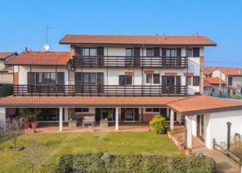 Facciata - Villa via Guglielmo Marconi 21, Gattico-Veruno - photo 1
