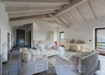 Salone - Villa via Guglielmo Marconi 21, Gattico-Veruno - foto 31