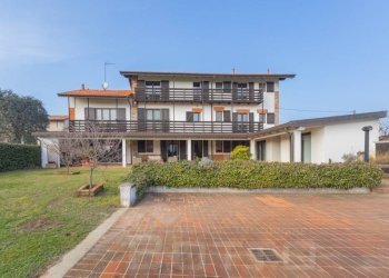 Facciata - Villa via Guglielmo Marconi 21, Gattico-Veruno - foto 50