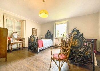 Camera da letto - Villa via Parona 8, Gozzano - photo 26
