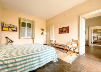 Camera da letto - Villa via Parona 8, Gozzano - photo 32