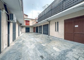 Cortile interno - Trilocale via B. Maioni 32, Borgomanero - foto 18