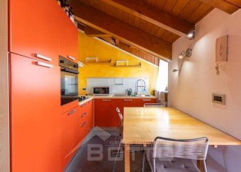 Cucina - Bilocale via Brunelli Maioni, 3, Borgomanero - foto 1