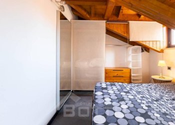 Camera da letto - Bilocale via Brunelli Maioni, 3, Borgomanero - foto 7