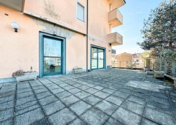 Terrazzo - Shop via Gozzano 78, Borgomanero - photo 8