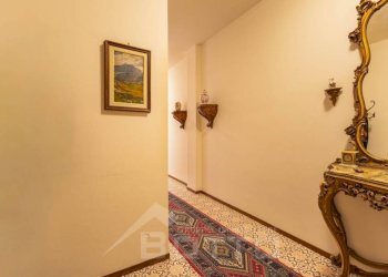 Corridoio - Trilocale corso Roma, 78, Borgomanero - foto 9