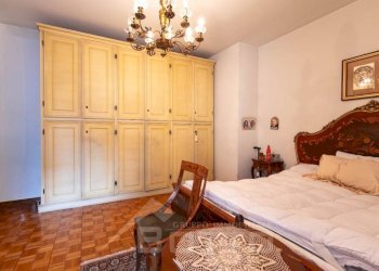 Camera da letto - Trilocale corso Roma, 78, Borgomanero - foto 11