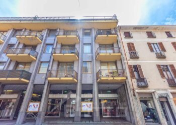 Facciata - Trilocale corso Roma, 78, Borgomanero - foto 19