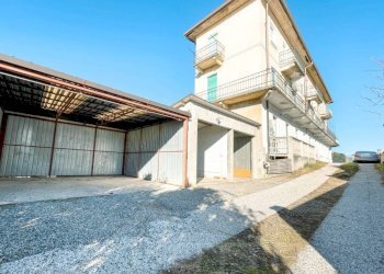 Cortile interno - Bilocale via rimembranze 12, Soriso - foto 11
