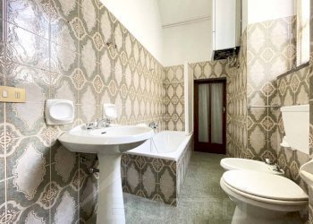 Bagno - Bilocale piazza san pietro 8, Gargallo - foto 11