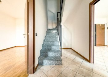 Scala - Three-room apartment via siai 2, Borgomanero - photo 4