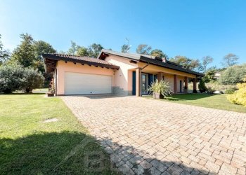 Giardino - Villa dante alighieri 81, hamlet Ballarate, Leggiuno - photo 4