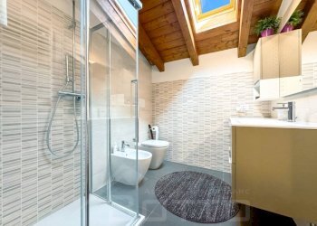 Bagno - Villa dante alighieri 81, hamlet Ballarate, Leggiuno - photo 20