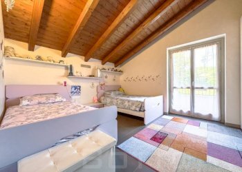 Camera da letto - Villa dante alighieri 81, hamlet Ballarate, Leggiuno - photo 23
