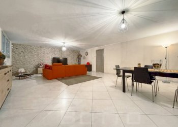 Salone - Villa dante alighieri 81, hamlet Ballarate, Leggiuno - photo 27