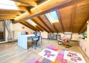 Studio - Villa dante alighieri 81, hamlet Ballarate, Leggiuno - photo 46