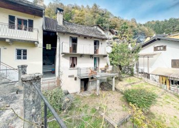 Facciata - Villa Frazione Bertonio, Varzo - photo 25