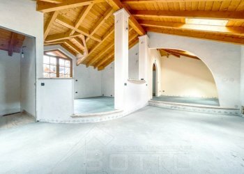 Stanza non arredata - Appartamento via Sanado 58, Borgomanero - foto 1