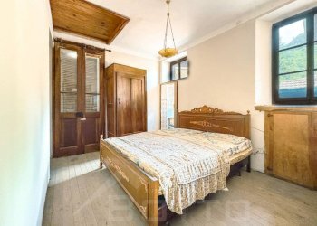 Camera da letto - Villa via Sant'anna 2, Valstrona - foto 16