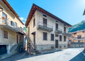 Facciata - Villa via Sant'anna 2, Valstrona - foto 20