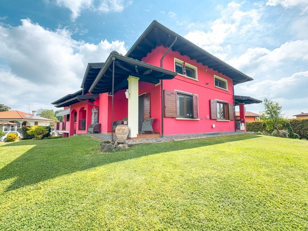 Facciata - Villa via Beltrami 6c, Maggiora - foto 3