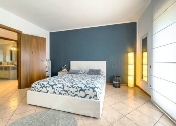 Camera da letto - Villa via Beltrami 6c, Maggiora - photo 16