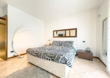 Camera da letto - Villa via Beltrami 6c, Maggiora - photo 21