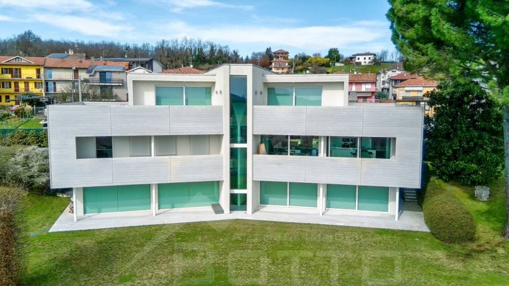 Facciata - Villa via Giovanni Zanetta 9, Romagnano Sesia - foto 1