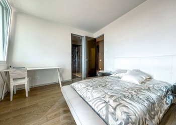 Camera da letto - Villa via Giovanni Zanetta 9, Romagnano Sesia - foto 32