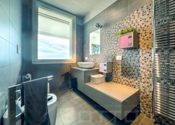 Bagno - Villa via Giovanni Zanetta 9, Romagnano Sesia - photo 34