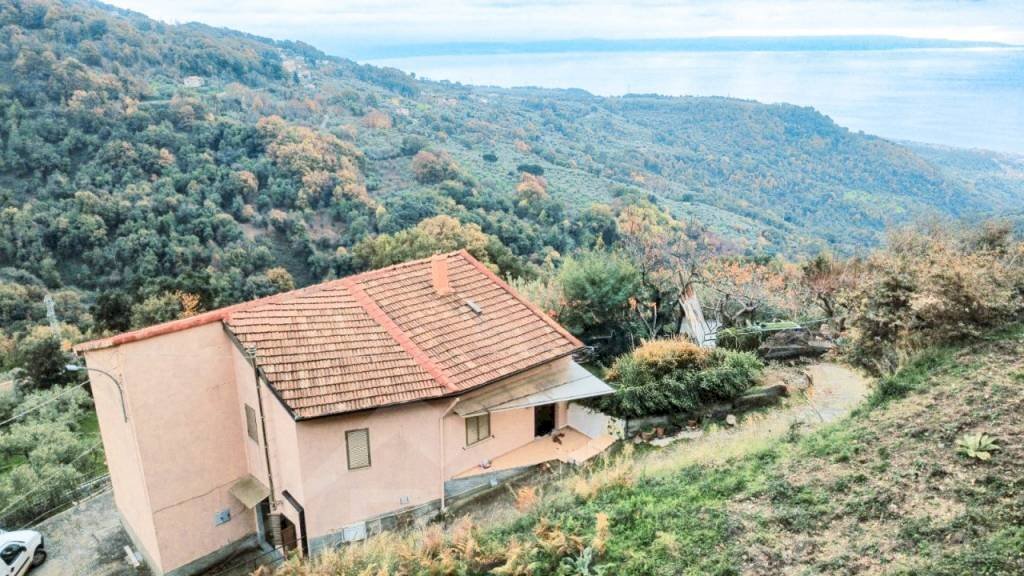 Vista - Villa via arenella 1, Falerna - foto 1
