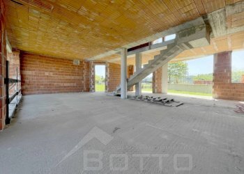 Stanza non arredata - Villa a Schiera via panighera 17, Gargallo - foto 5